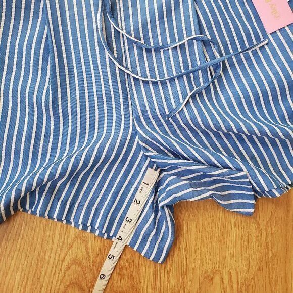 Riley & Rae Striped Shorts Sz Med - Picture 11 of 13